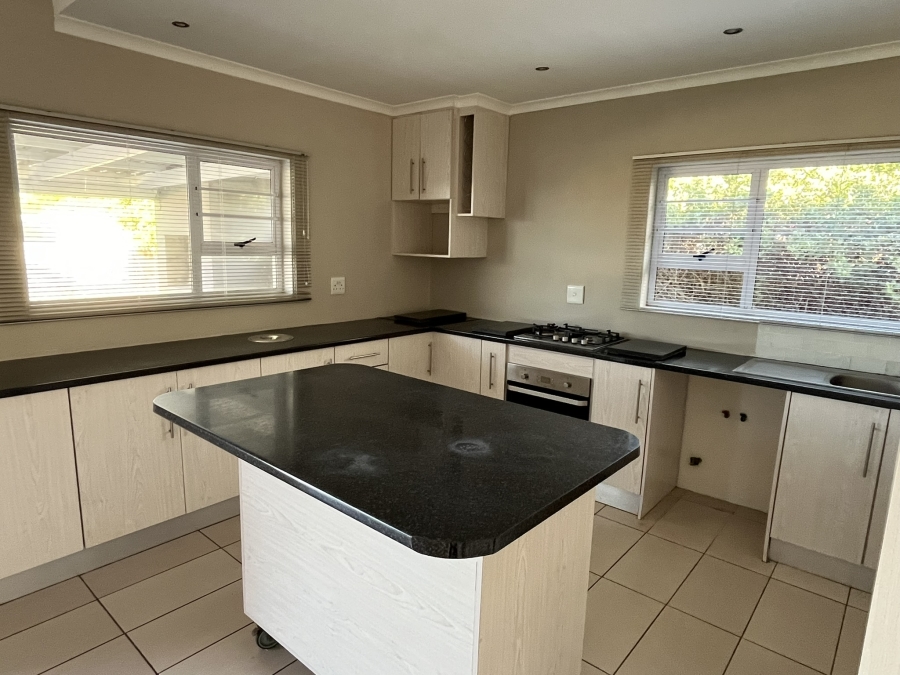 3 Bedroom Property for Sale in Kidds Beach Eastern Cape
